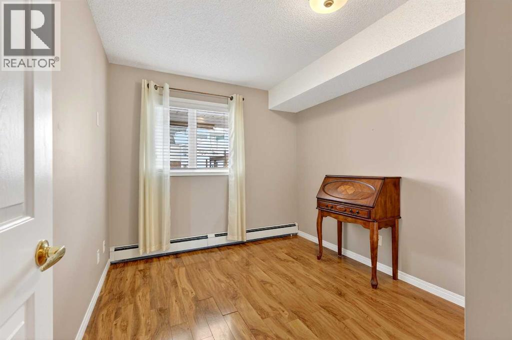 Single Family House for Sale in   Hawksbrow Point NW Hawkwood Calgary 