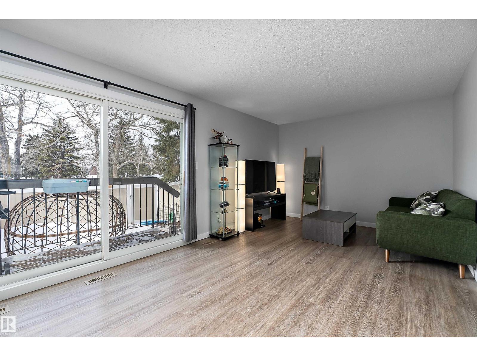 14462 56 ST NW, Edmonton