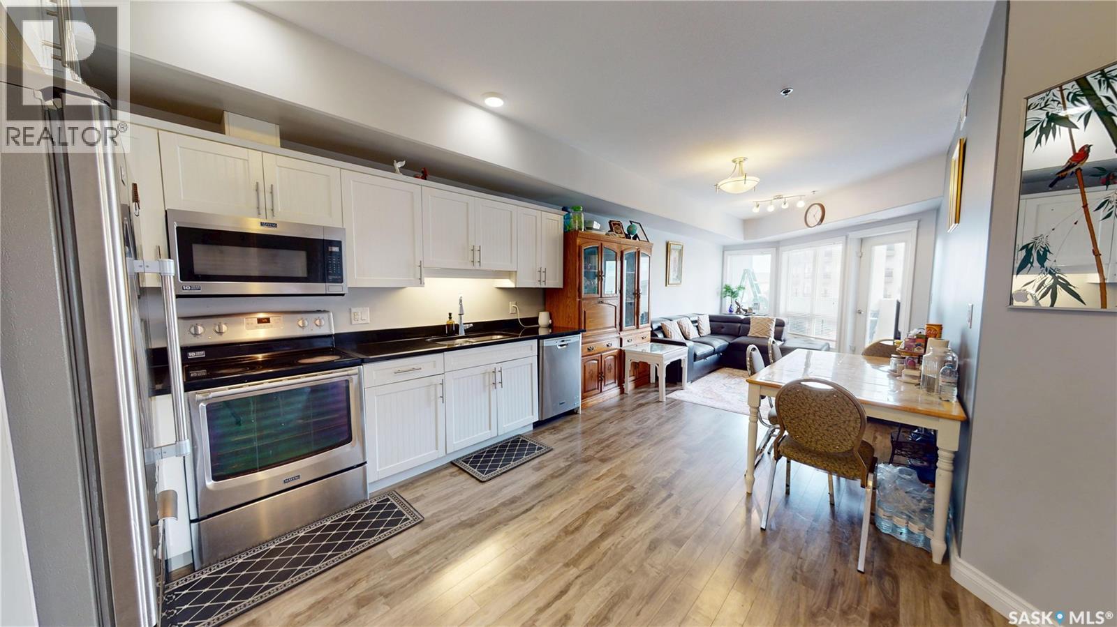 #214 412 Willowgrove SQUARE - Image 3