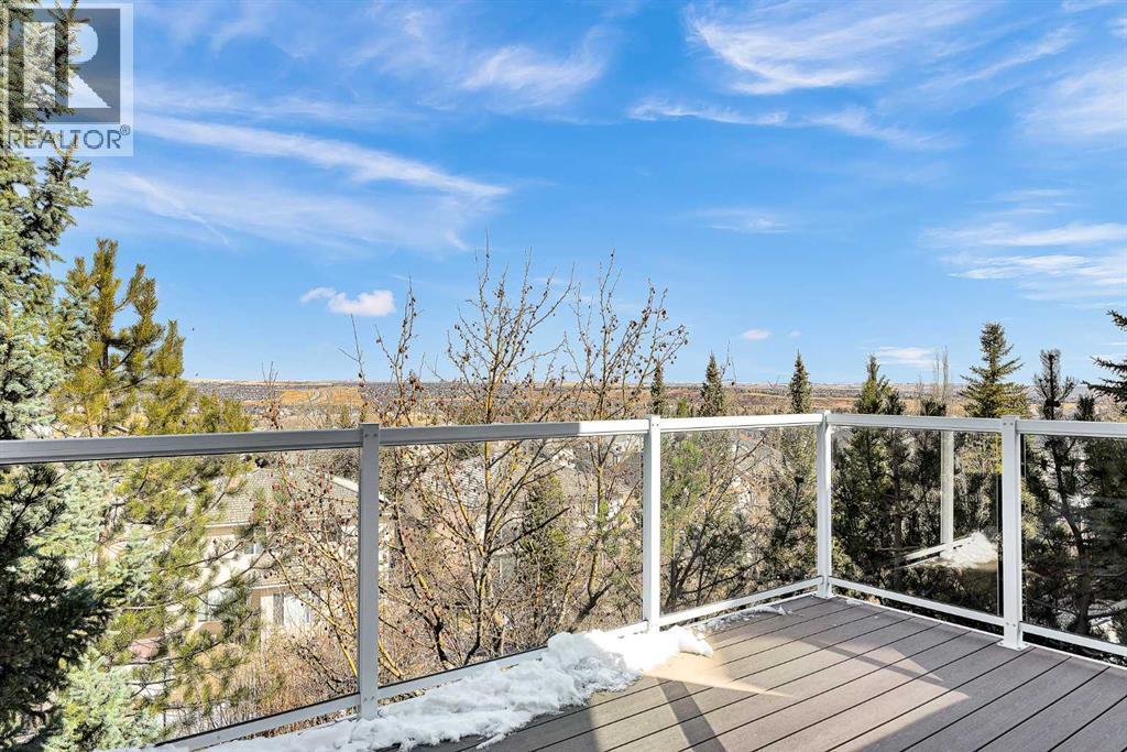 Single Family House for Sale in  Edgebrook Park NW Edgemont Calgary 