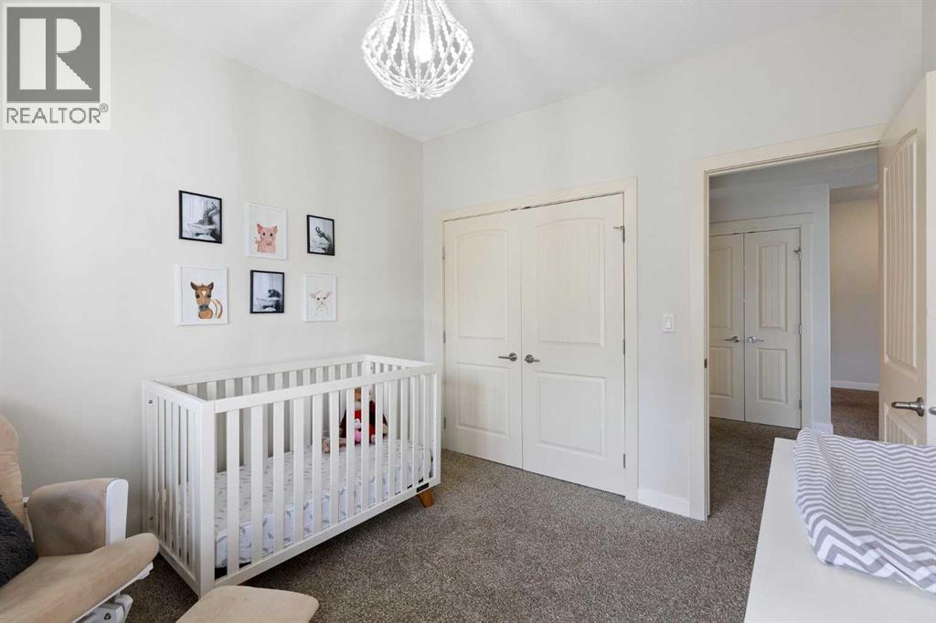 Single Family House for Sale in    Street NE Renfrew Calgary 