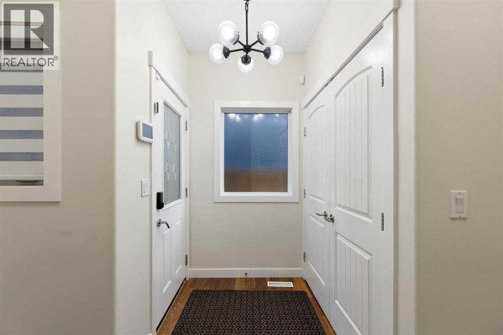 Single Family House for Sale in    Street NE Renfrew Calgary 