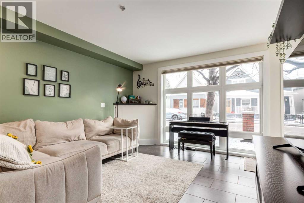 Single Family House for Sale in    Street NE Renfrew Calgary 