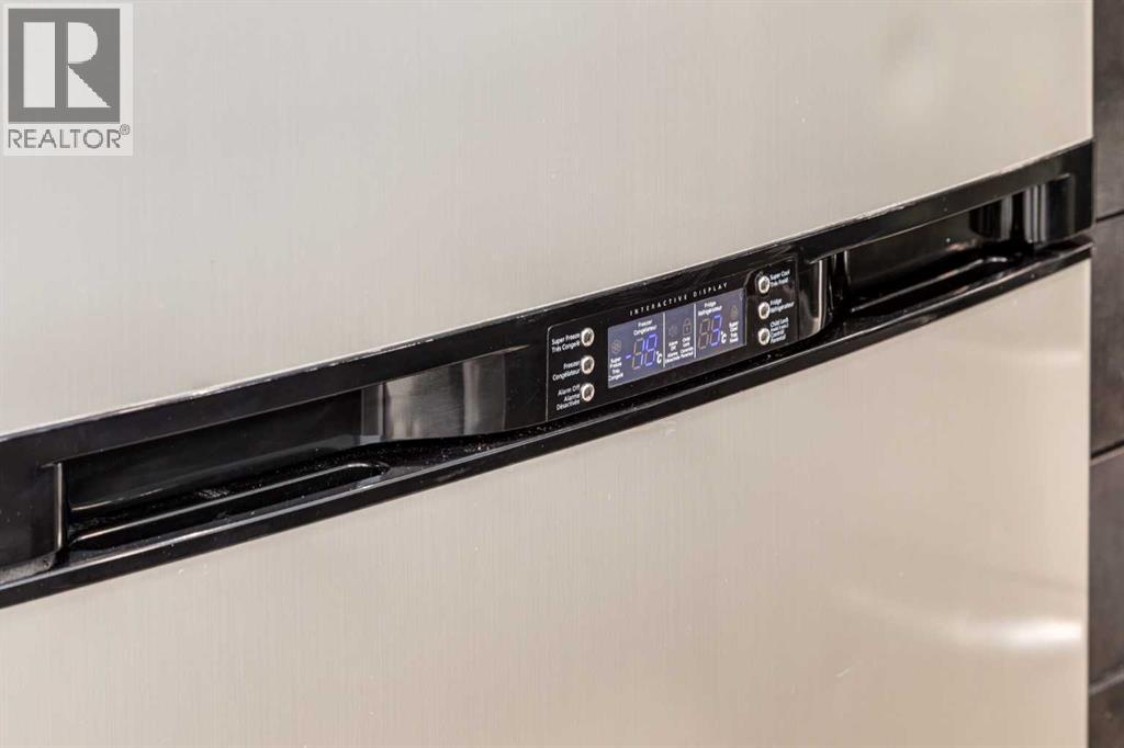 Single Family House for Sale in    Street NE Renfrew Calgary 