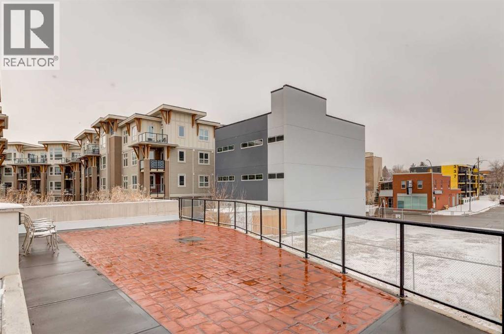 Single Family House for Sale in    Street NE Renfrew Calgary 