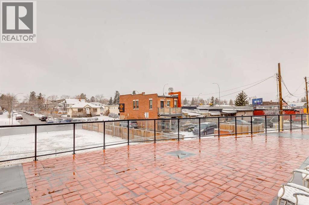 Single Family House for Sale in    Street NE Renfrew Calgary 