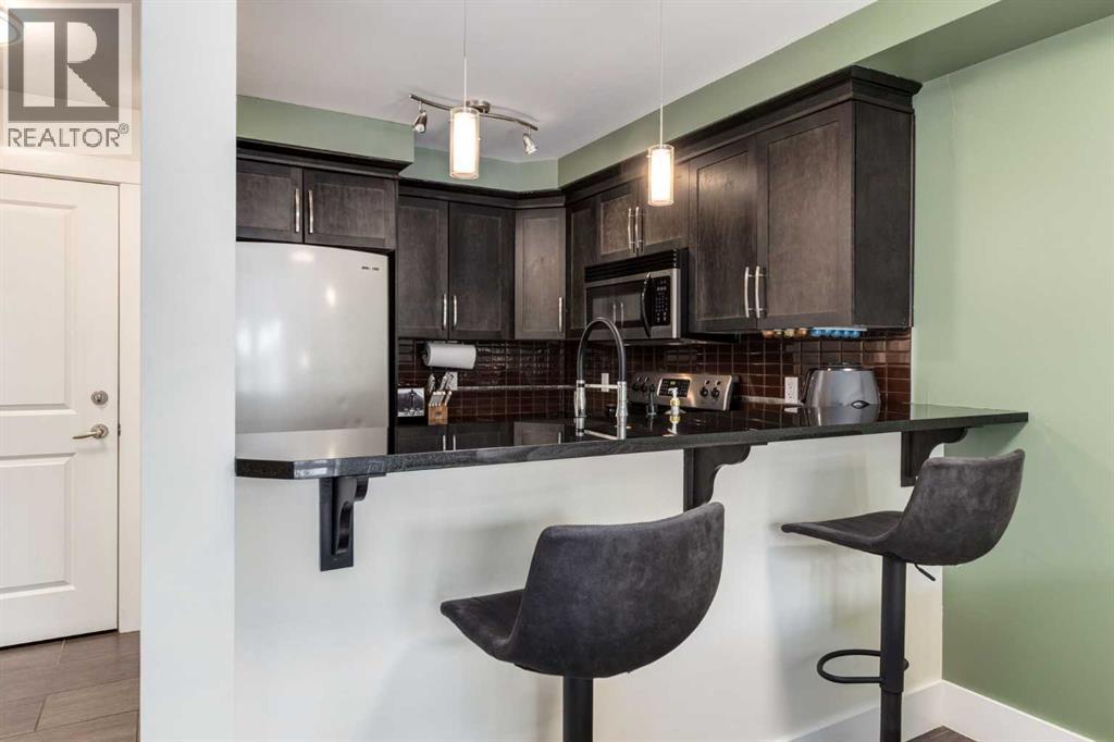 Single Family House for Sale in    Street NE Renfrew Calgary 