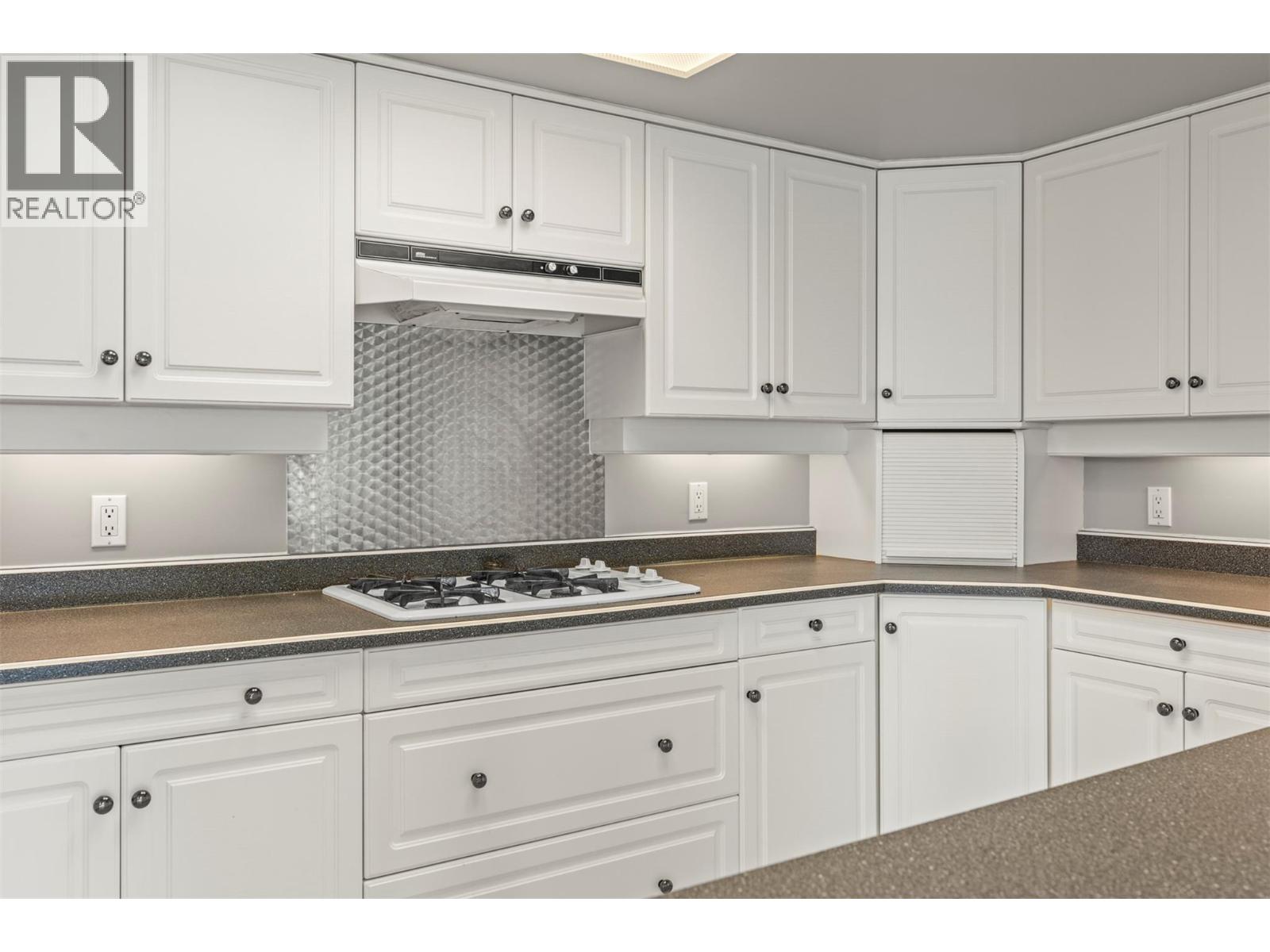 7967 Tronson Road, Vernon