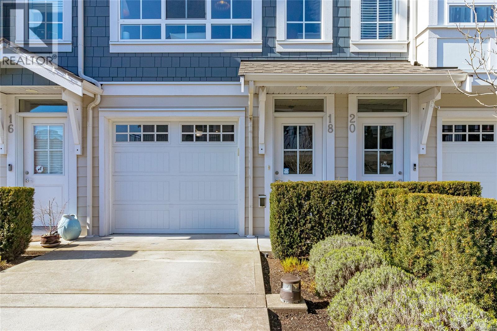 #18 370 LATORIA BLVD - Image 3