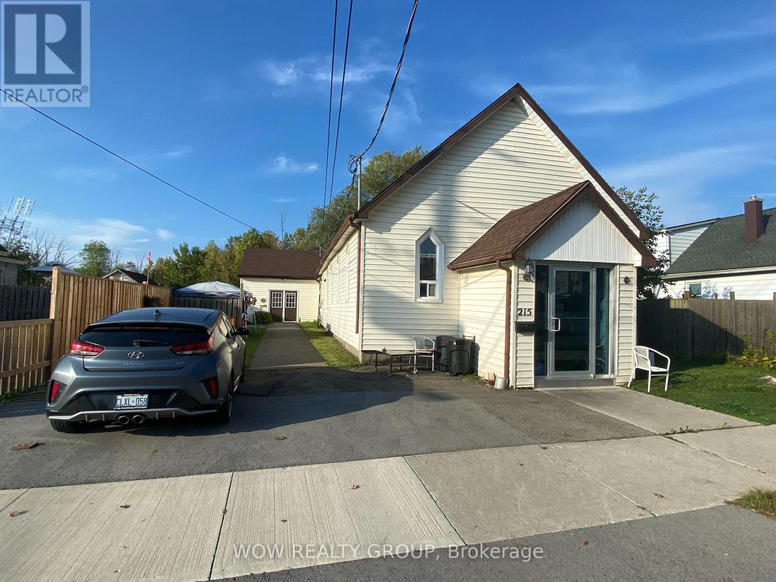 215 BROADWAY AVENUE - 1