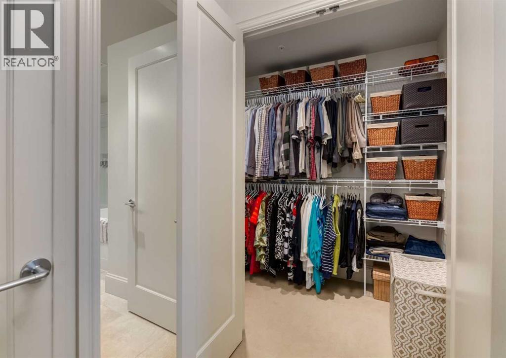 Single Family House for Sale in   Quarry Way SE Douglasdale/Glen Calgary 