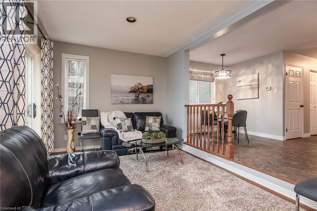 236 DARTMOOR Crescent - 16