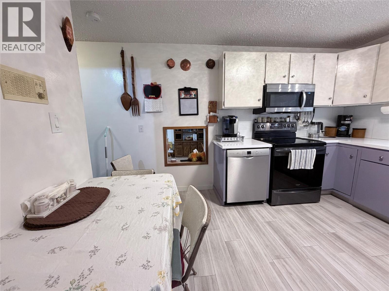 801 Houston Street - 43