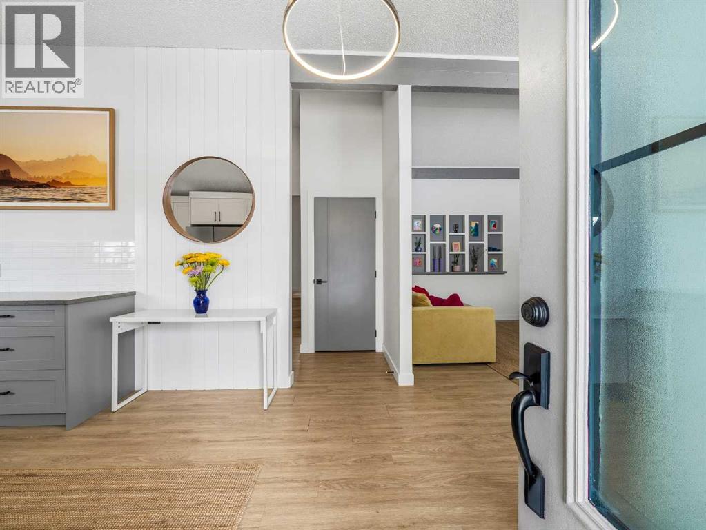 Single Family House Bungalow for Sale in  Hunterview Drive NW Huntington Hills Calgary 