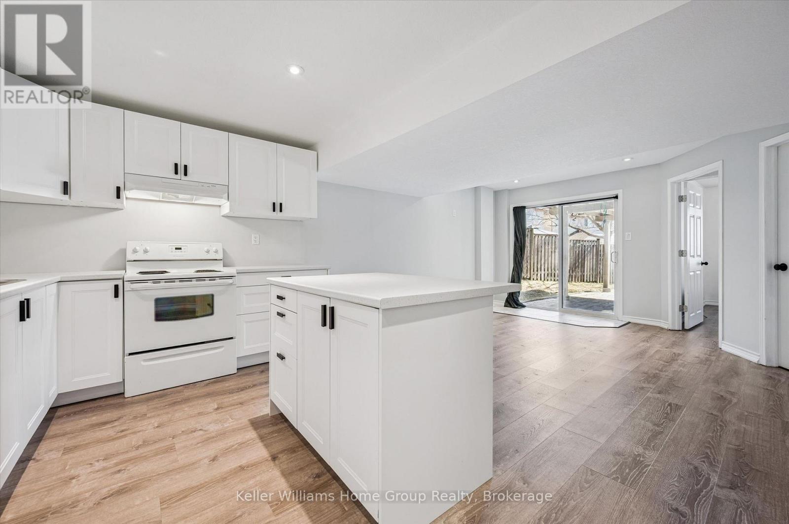 33 SANDCREEK LANE, Guelph (Grange Road), Ontario