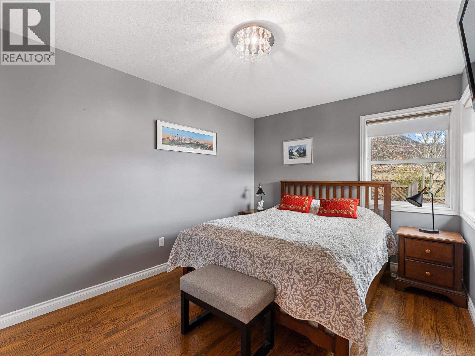 3838 BEACH AVENUE - 39