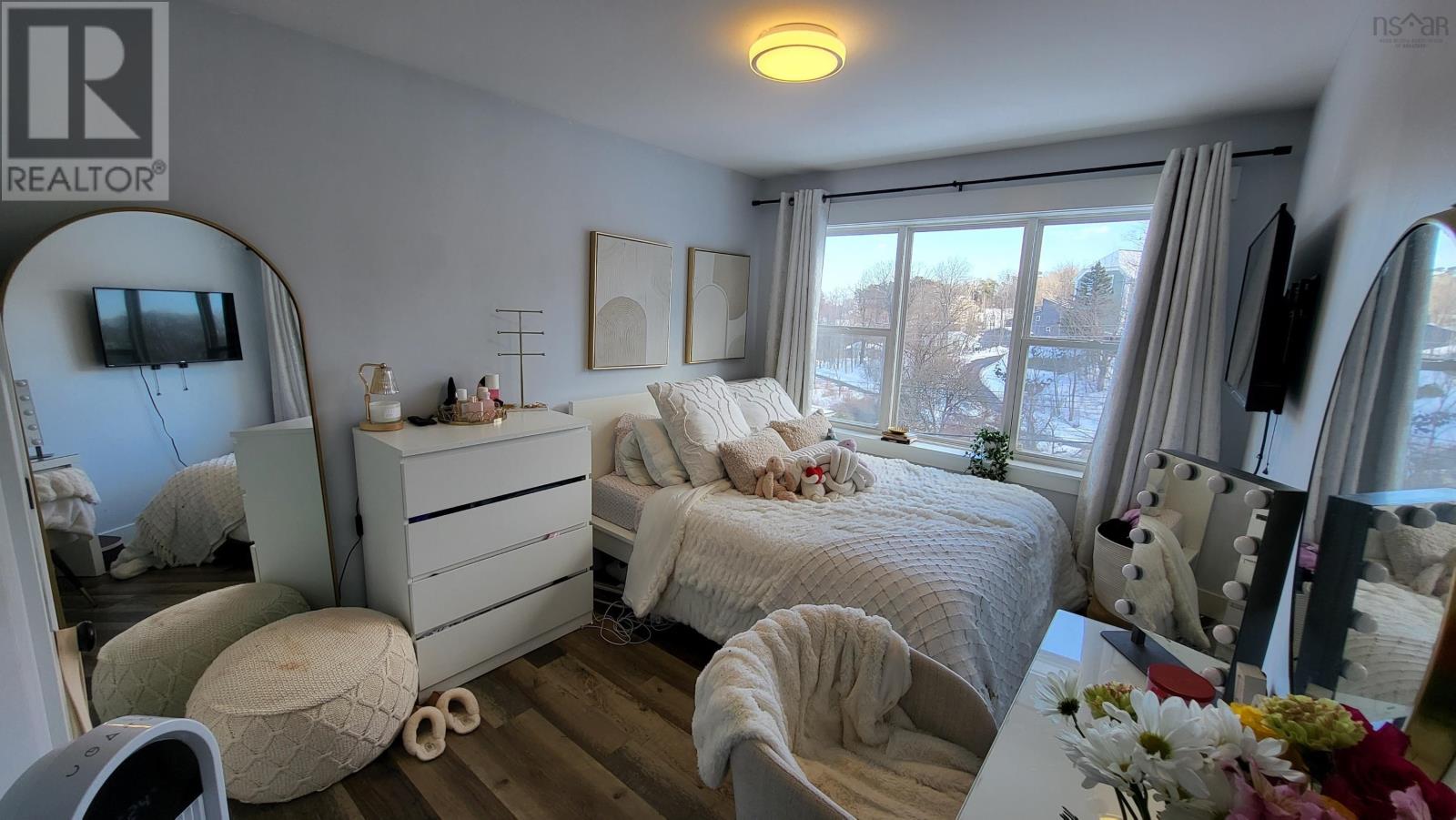 Property 3 of 41 of 52 & 54 Gaspereau Avenue