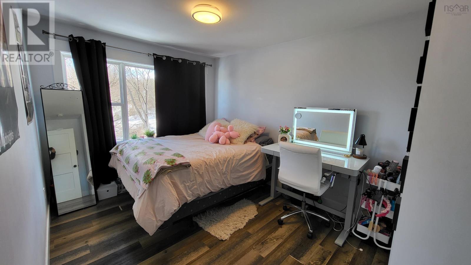 Property 29 of 41 of 52 & 54 Gaspereau Avenue