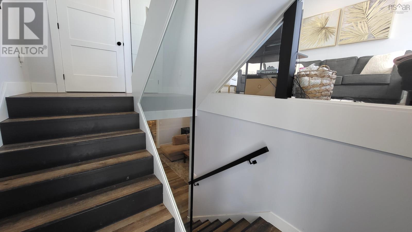 Property 27 of 41 of 52 & 54 Gaspereau Avenue