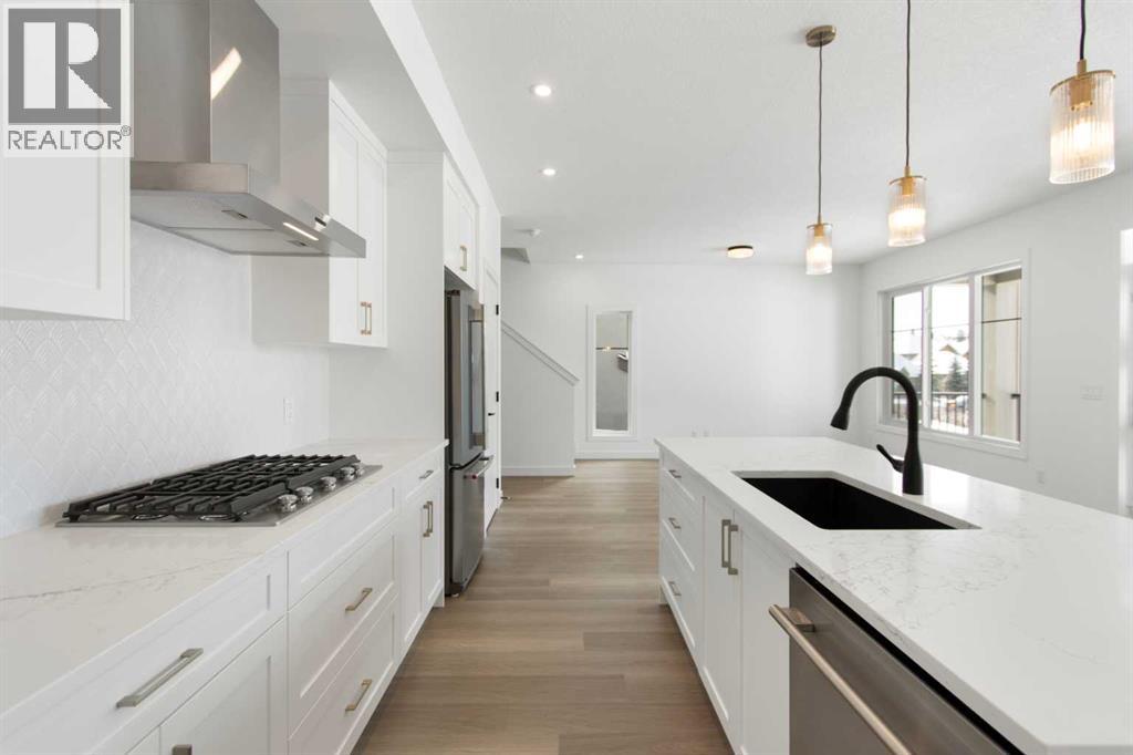 Single Family House for Sale in  st Street SW Springbank Hill Calgary 