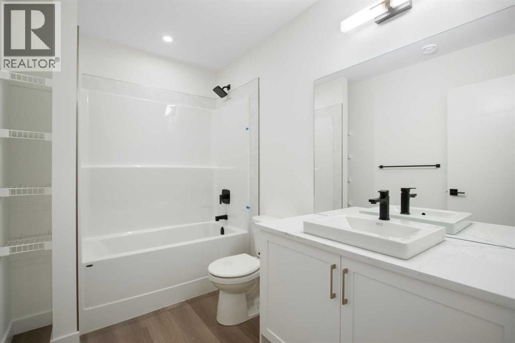 Single Family House for Sale in  st Street SW Springbank Hill Calgary 