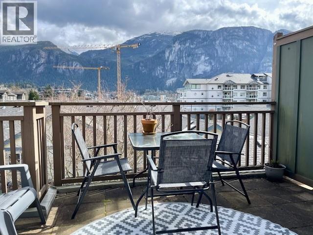 201 1174 WINGTIP PLACE, Squamish