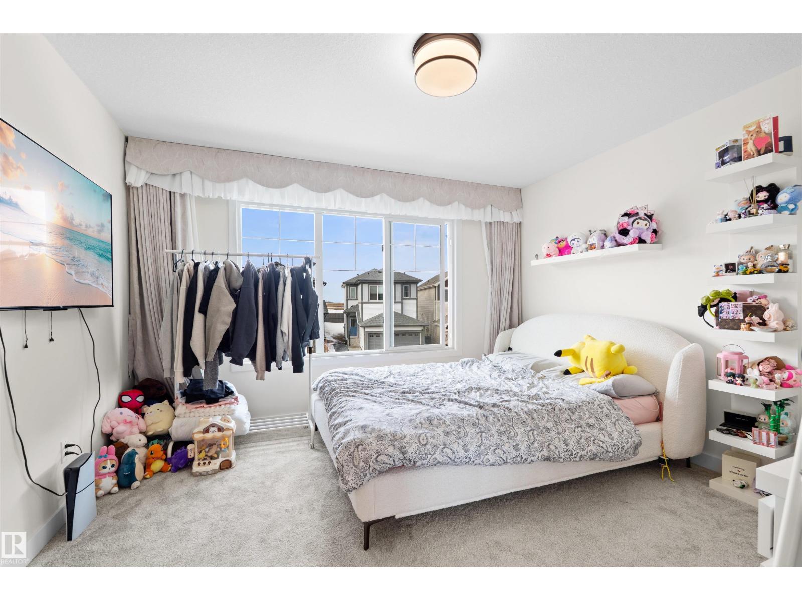 17651 49 ST NW - 15