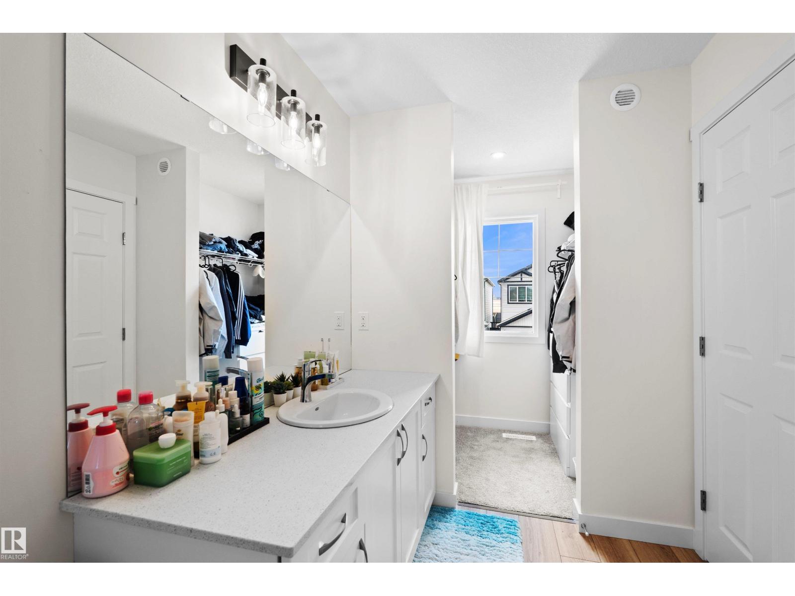 17651 49 ST NW - 18