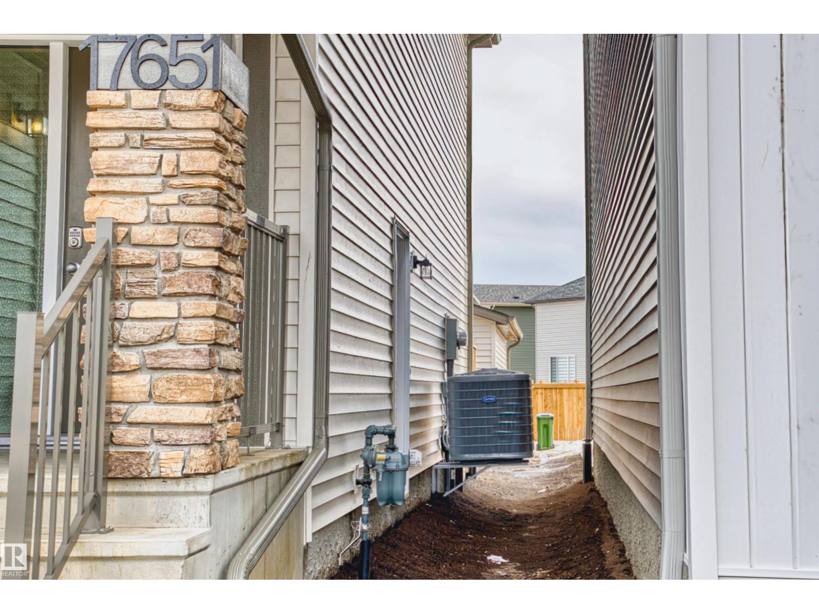 17651 49 ST NW - 27