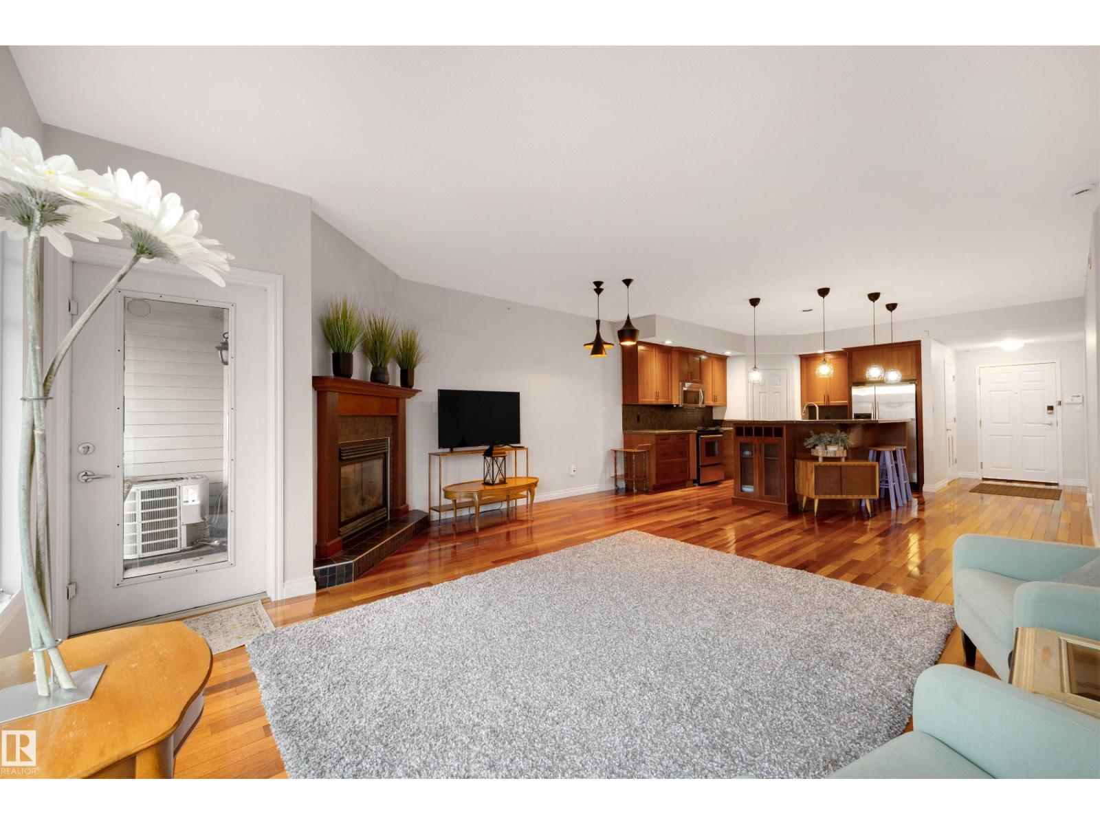 #305 9803 96A ST NW, Edmonton