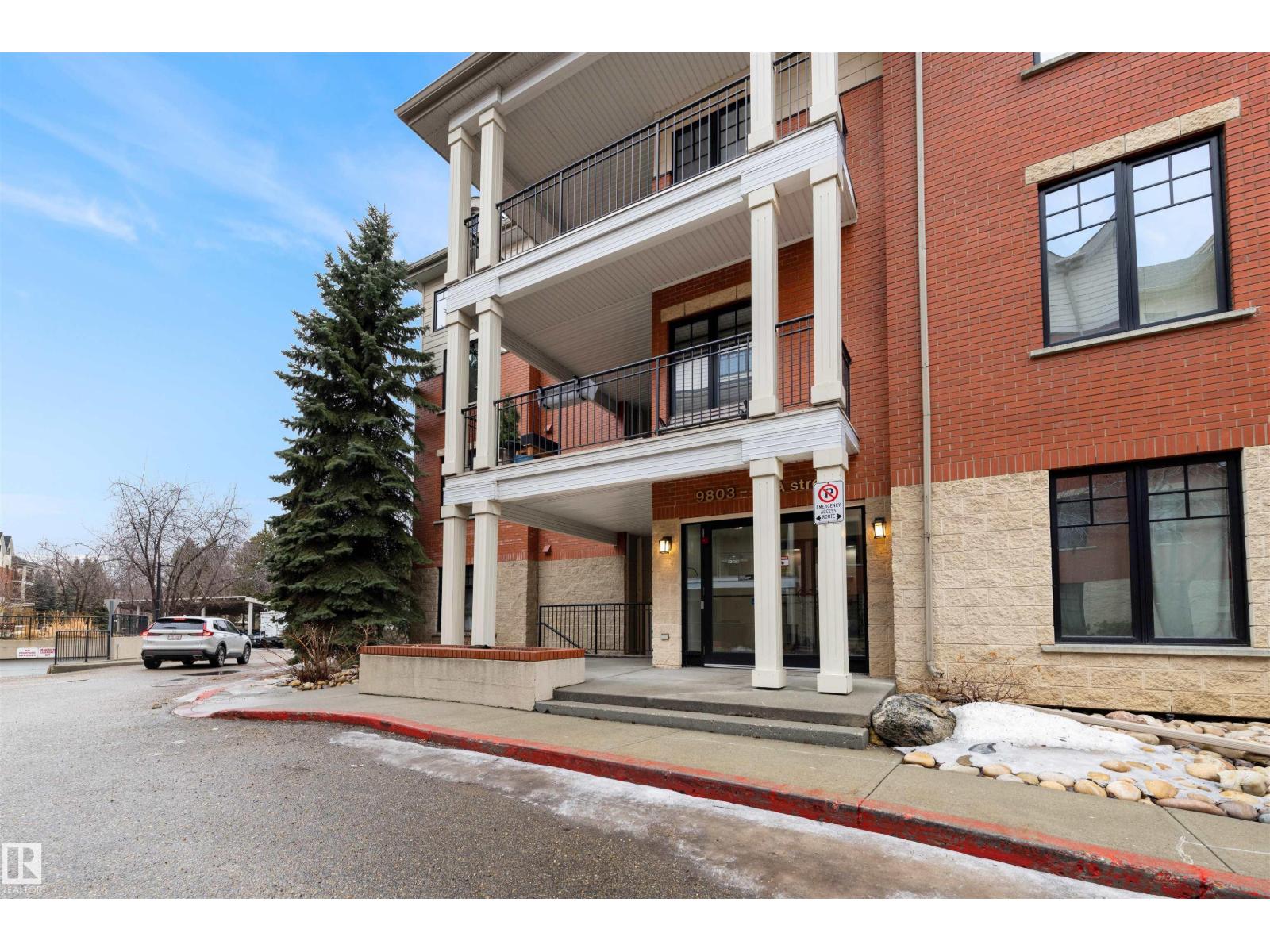 #305 9803 96A ST NW, Edmonton