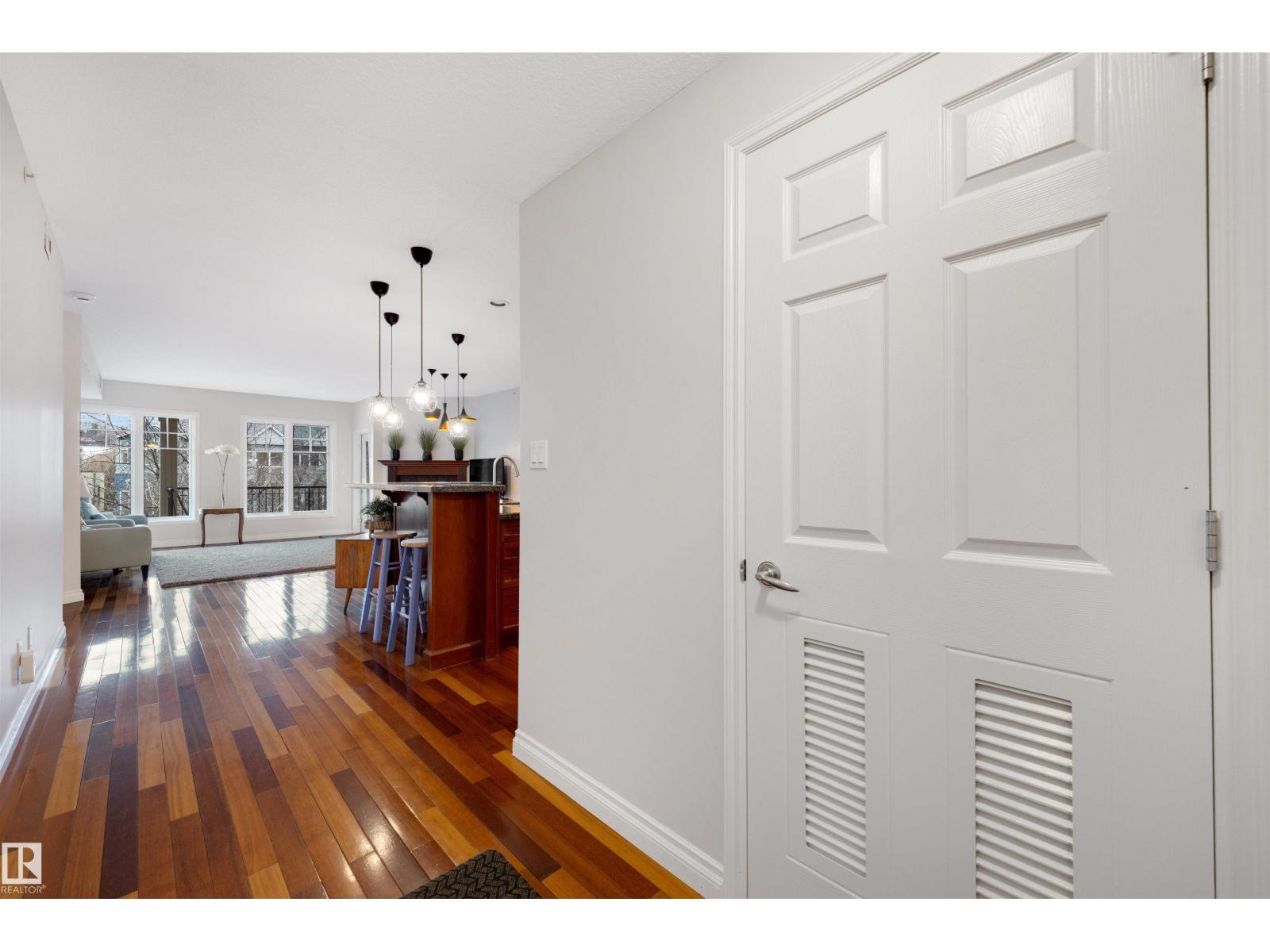 #305 9803 96A ST NW, Edmonton