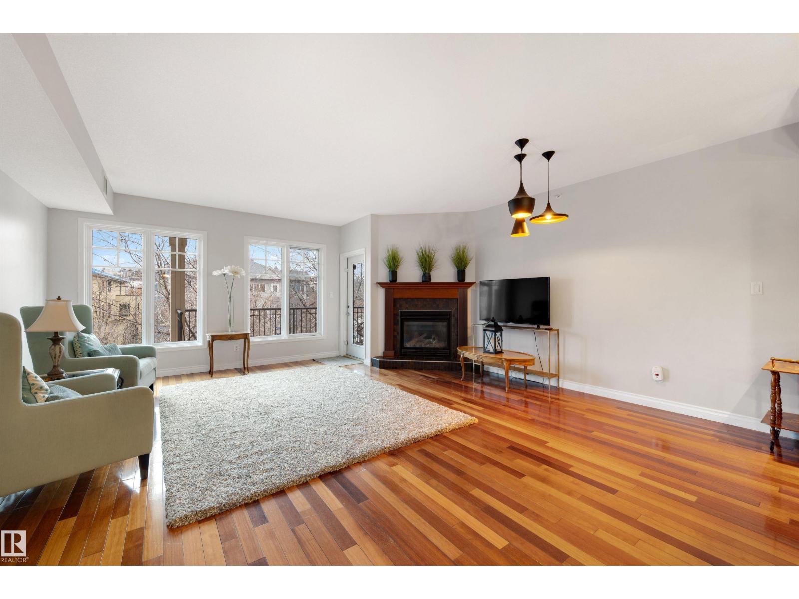 #305 9803 96A ST NW, Edmonton