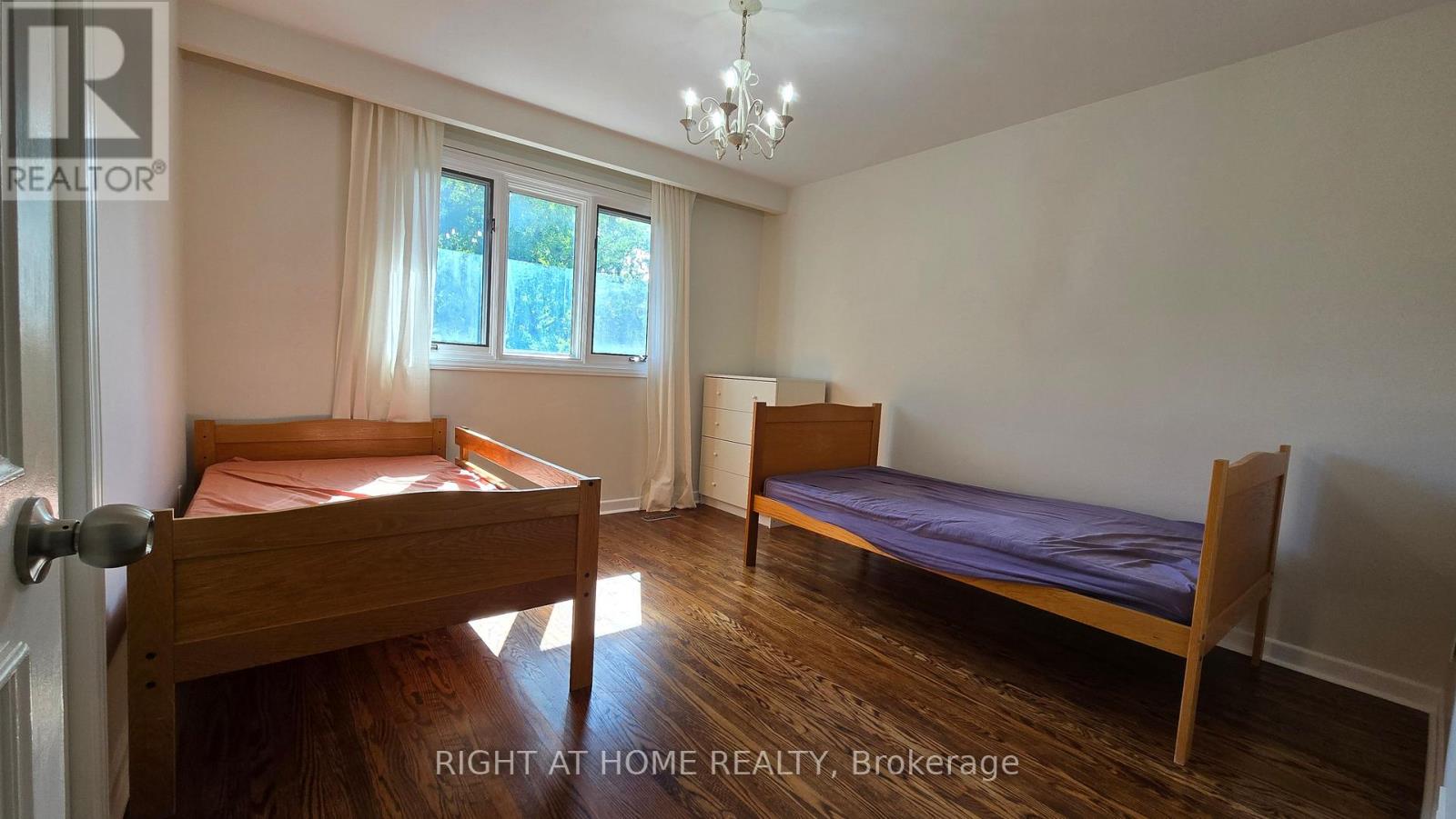 236 YORK MILLS ROAD - 25