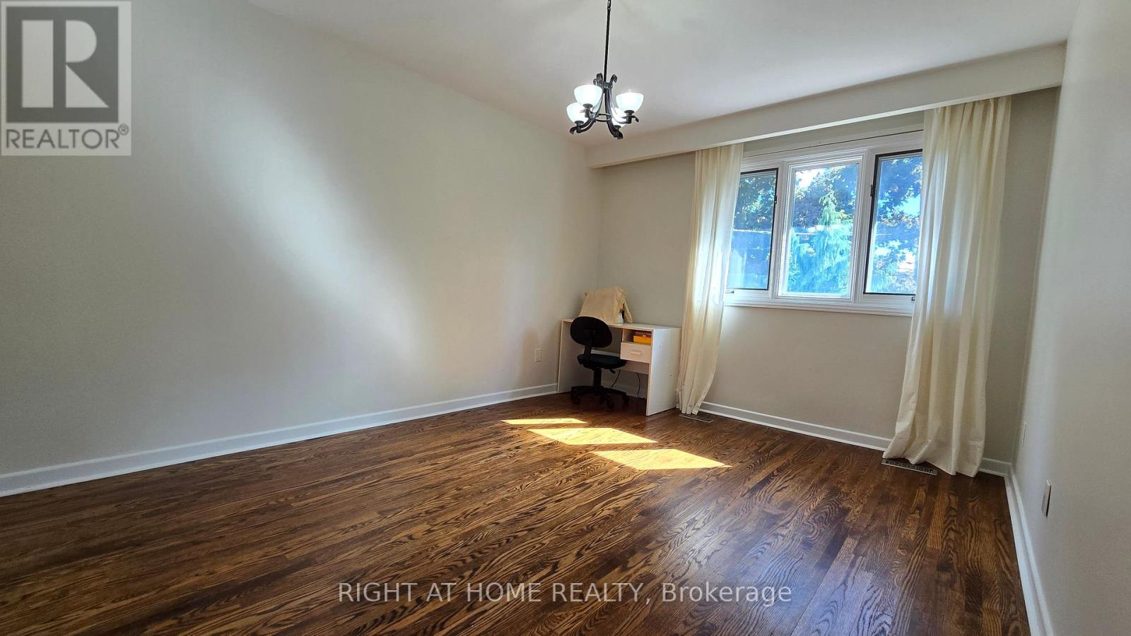 236 YORK MILLS ROAD - 28