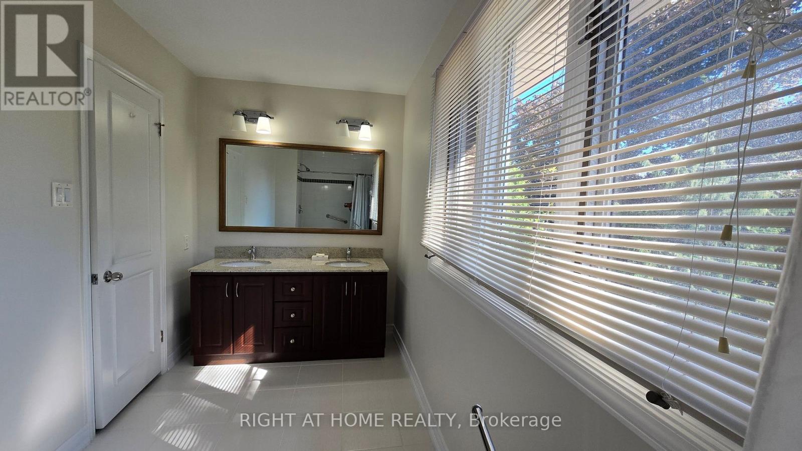 236 YORK MILLS ROAD - 31