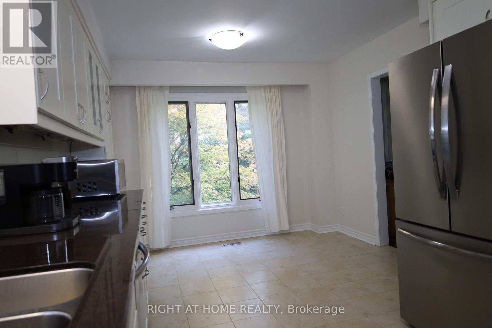 236 YORK MILLS ROAD - 8