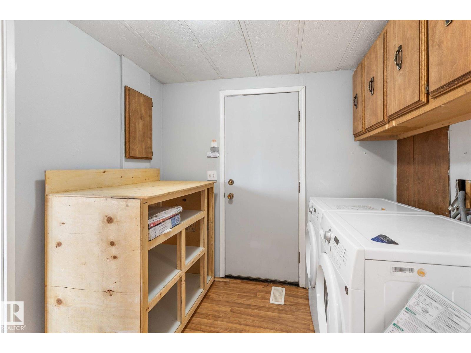 1450 Lakeland Village Blvd, Sherwood Park