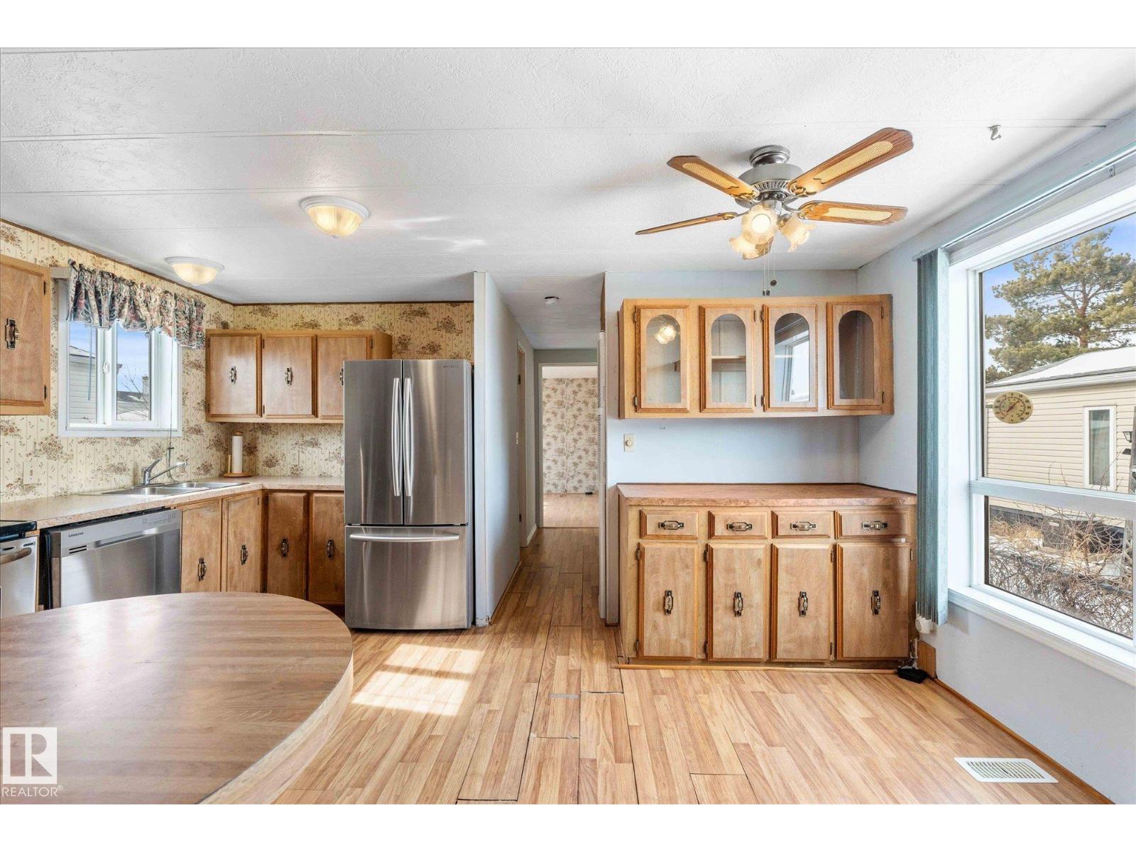 1450 Lakeland Village Blvd, Sherwood Park