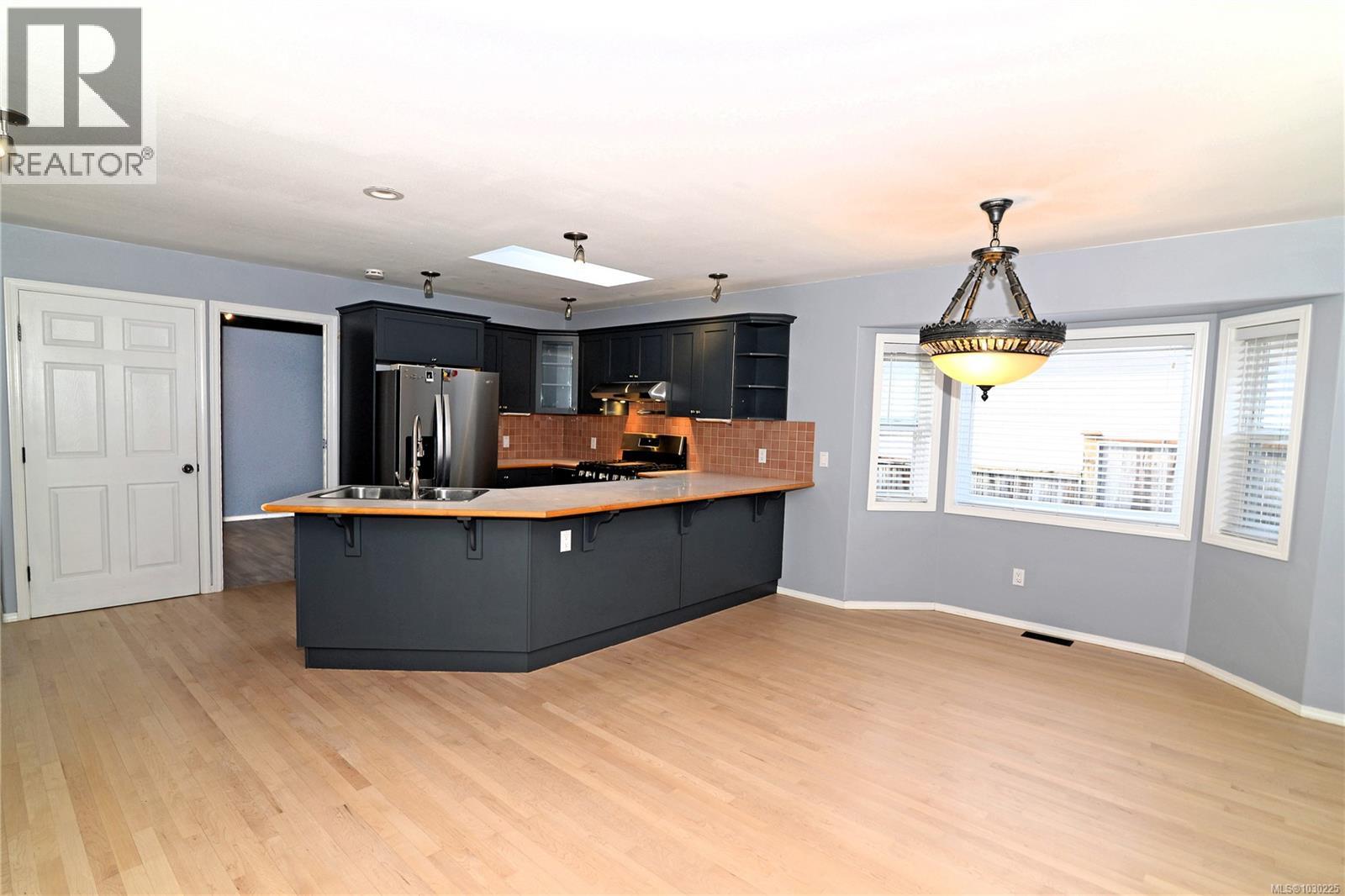 4375 GLENSIDE RD - 6