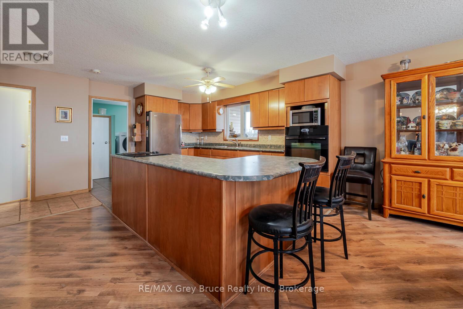 504240 GREY ROAD 1 ROAD W - 11