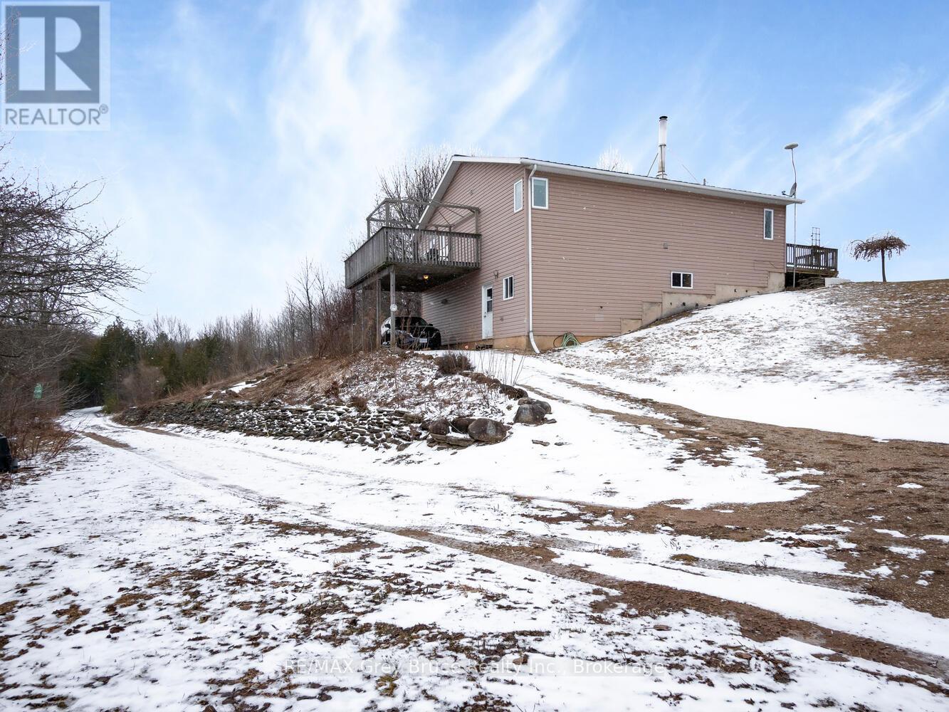 504240 GREY ROAD 1 ROAD W - 39
