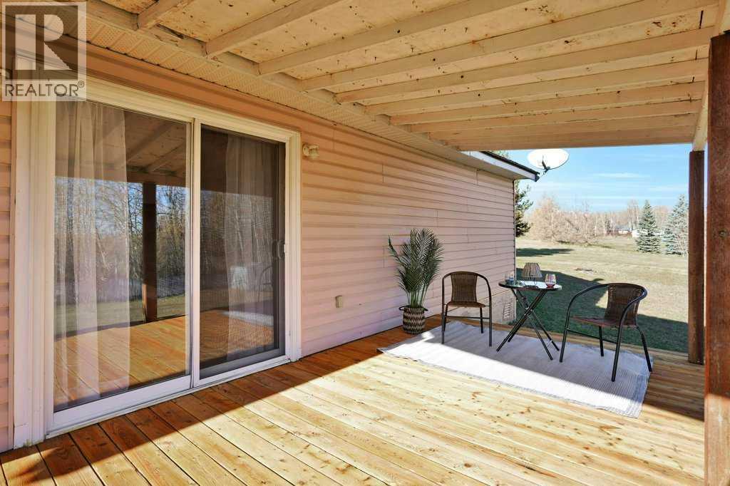 Single Family House Bungalow for Sale in  Sunnyside Drive Sunnyside Rural Ponoka County 