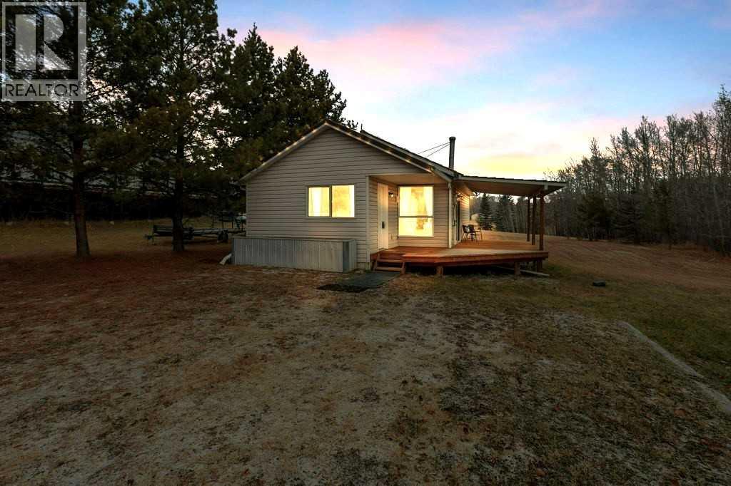 Single Family House Bungalow for Sale in  Sunnyside Drive Sunnyside Rural Ponoka County 