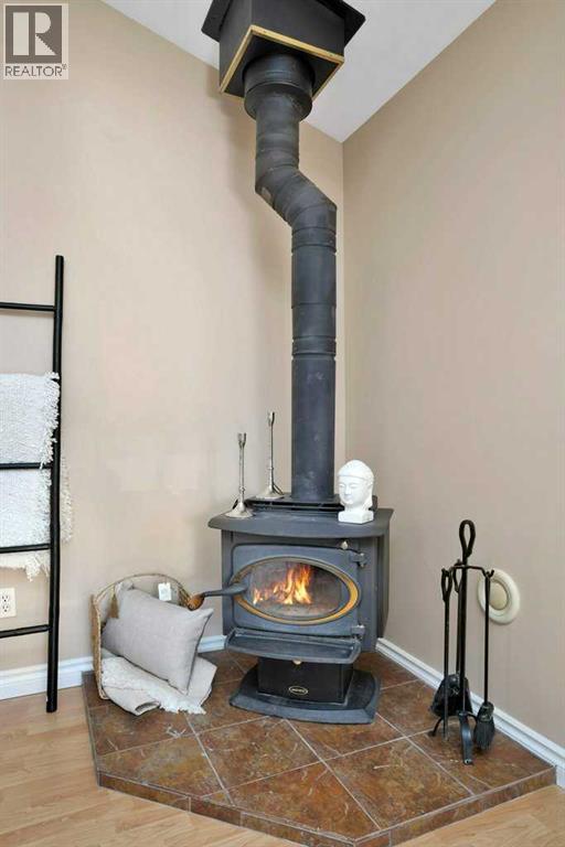 Single Family House Bungalow for Sale in  Sunnyside Drive Sunnyside Rural Ponoka County 