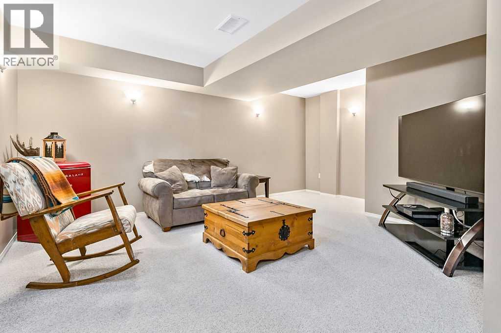 Single Family House for Sale in  Chaparral Ridge Way SE Chaparral Calgary 