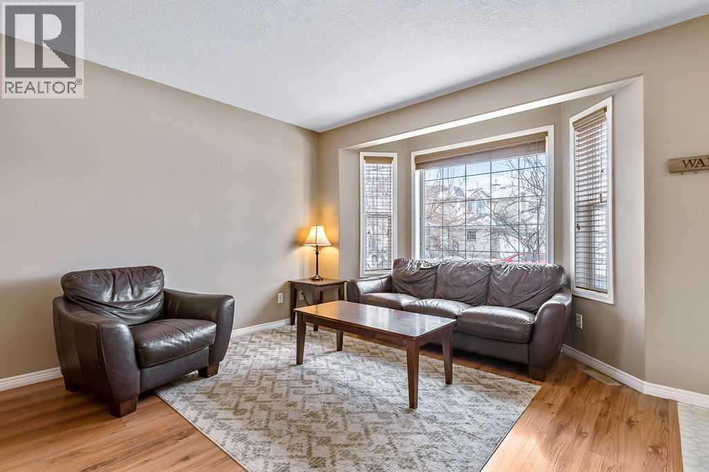 Single Family House for Sale in  Chaparral Ridge Way SE Chaparral Calgary 