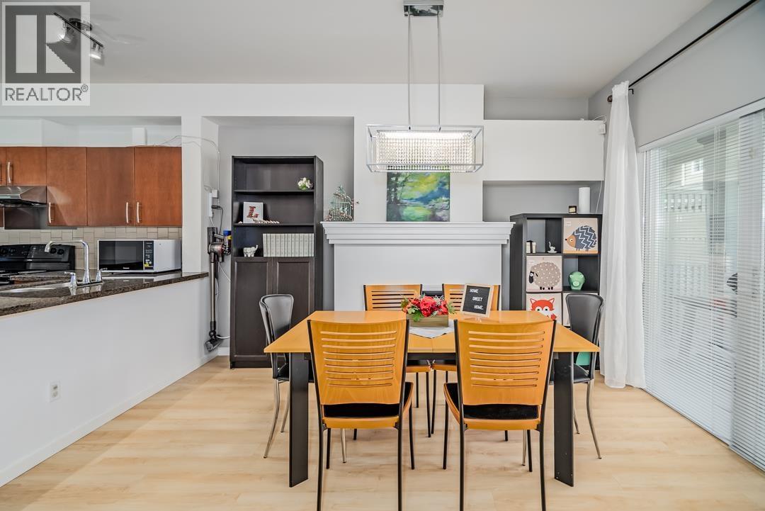 35 935 EWEN AVENUE, New Westminster