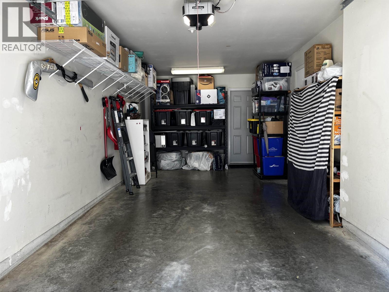 35 935 EWEN AVENUE, New Westminster