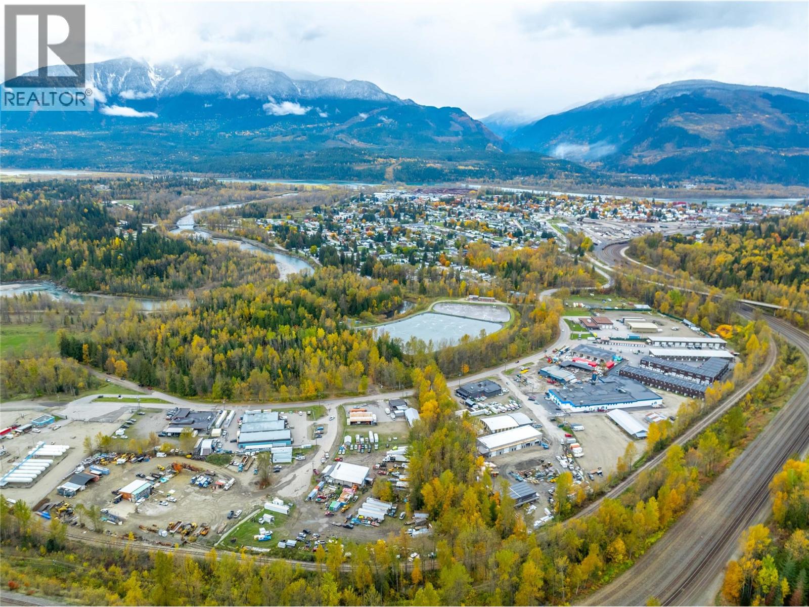 96 Macpherson Street, Revelstoke